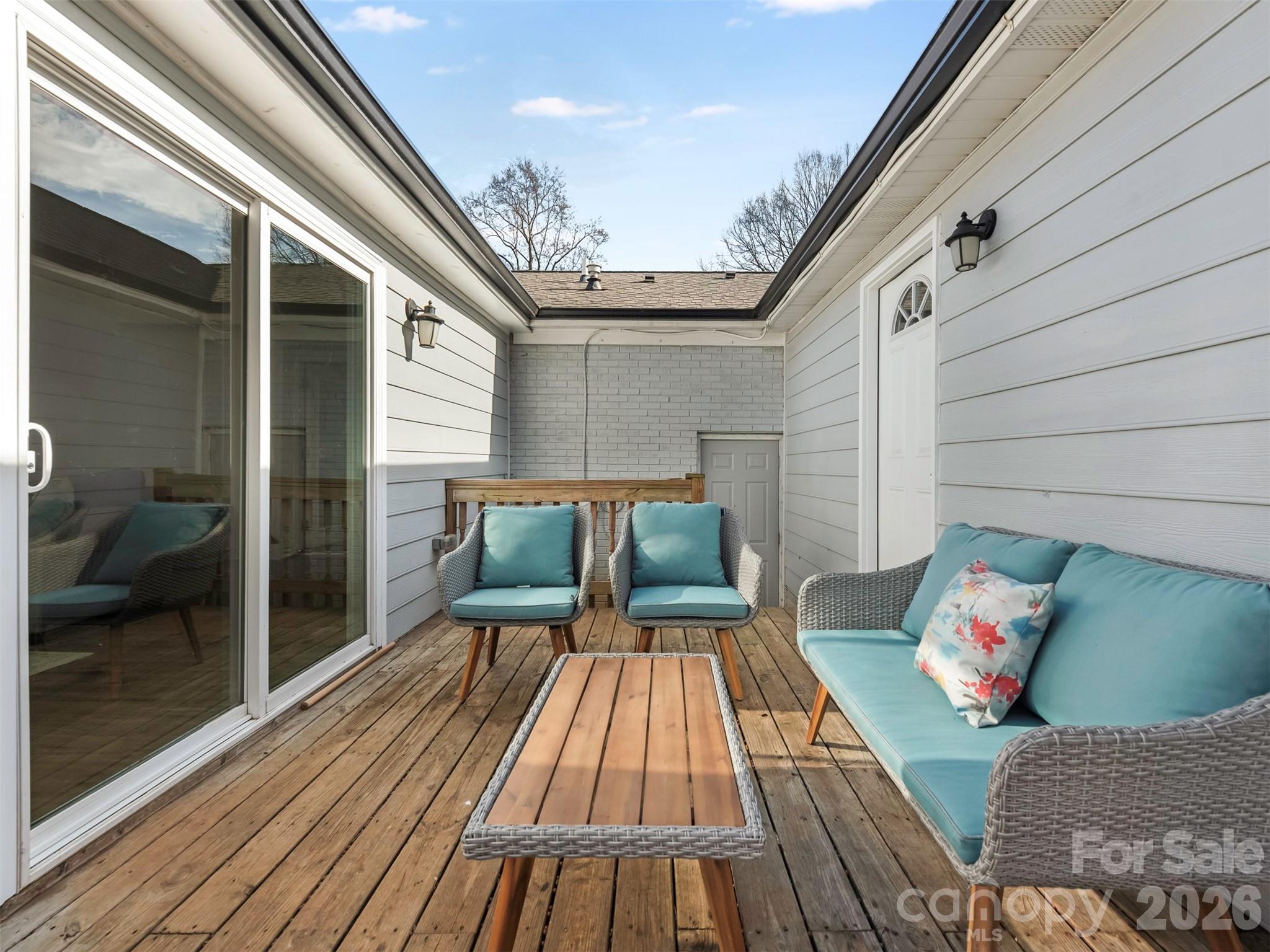 4014 Fieldcrest Road — Charlotte