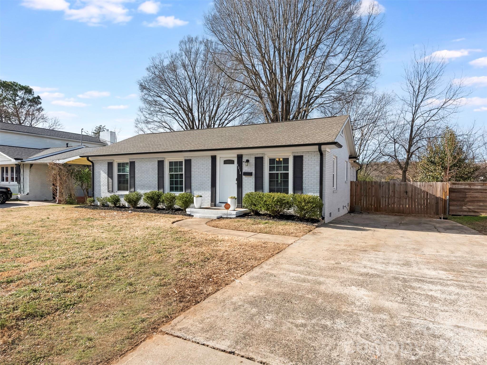4014 Fieldcrest Road — Charlotte