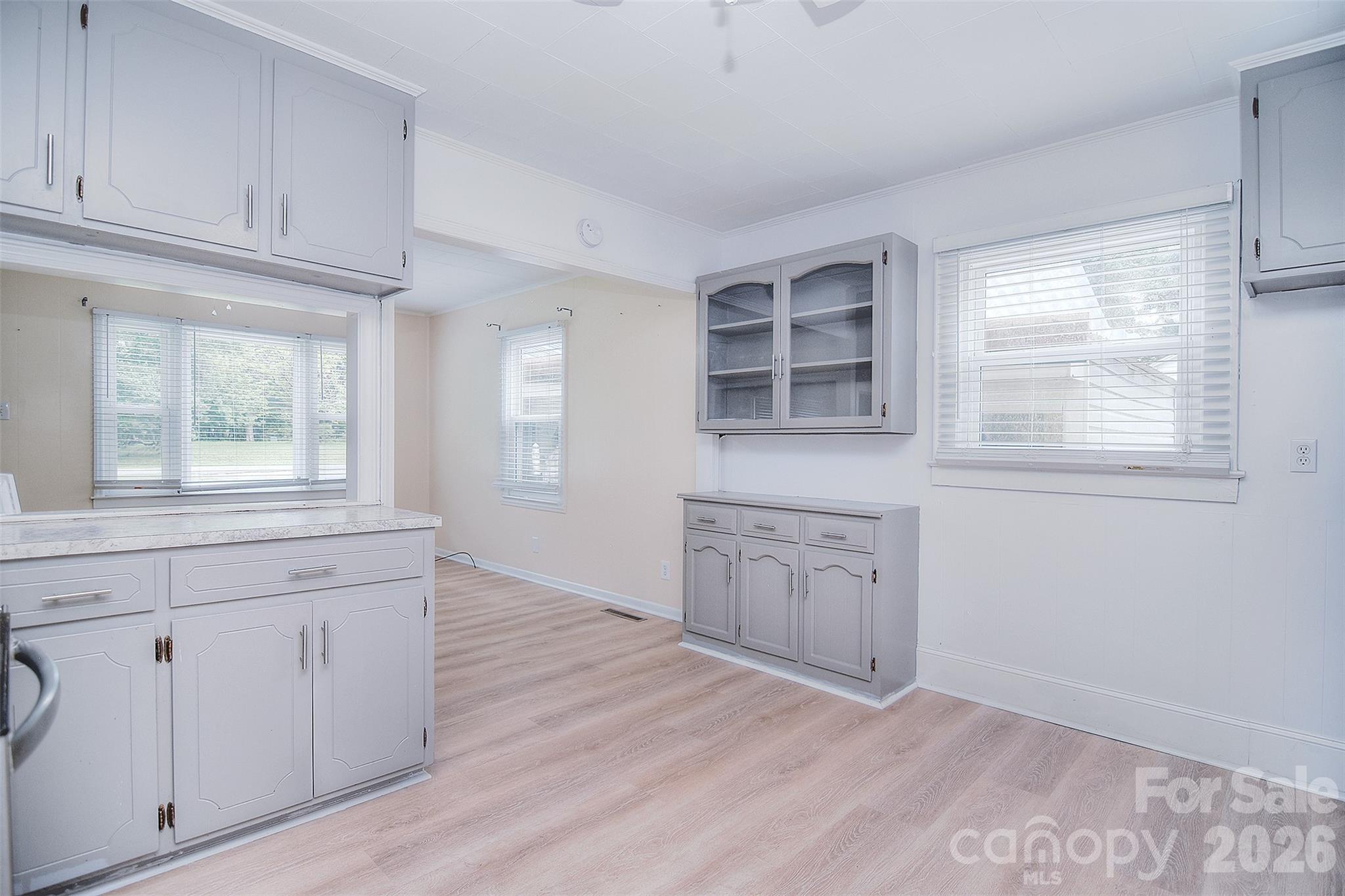 135 Oak Grove Road — Statesville
