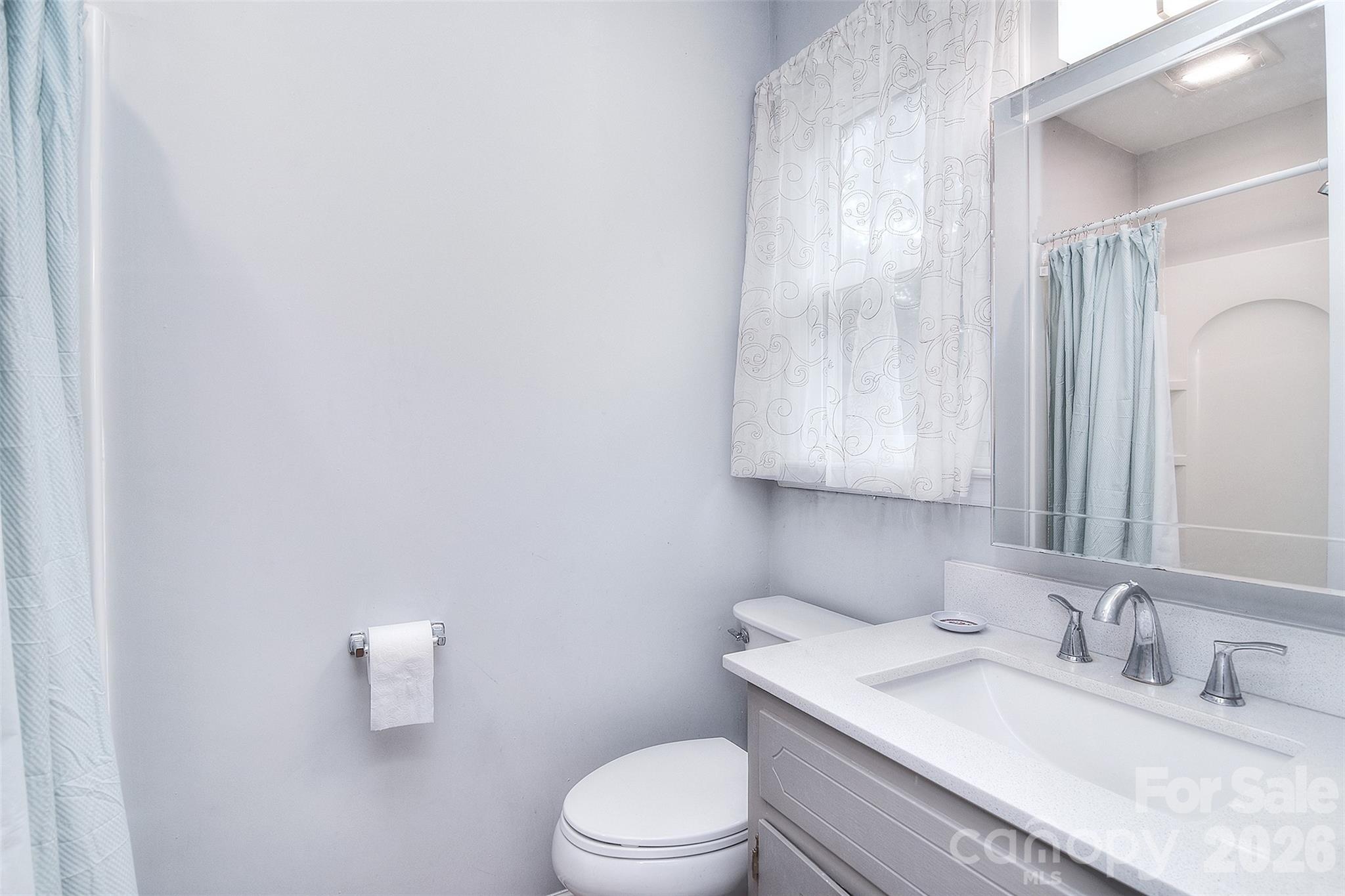 135 Oak Grove Road — Statesville