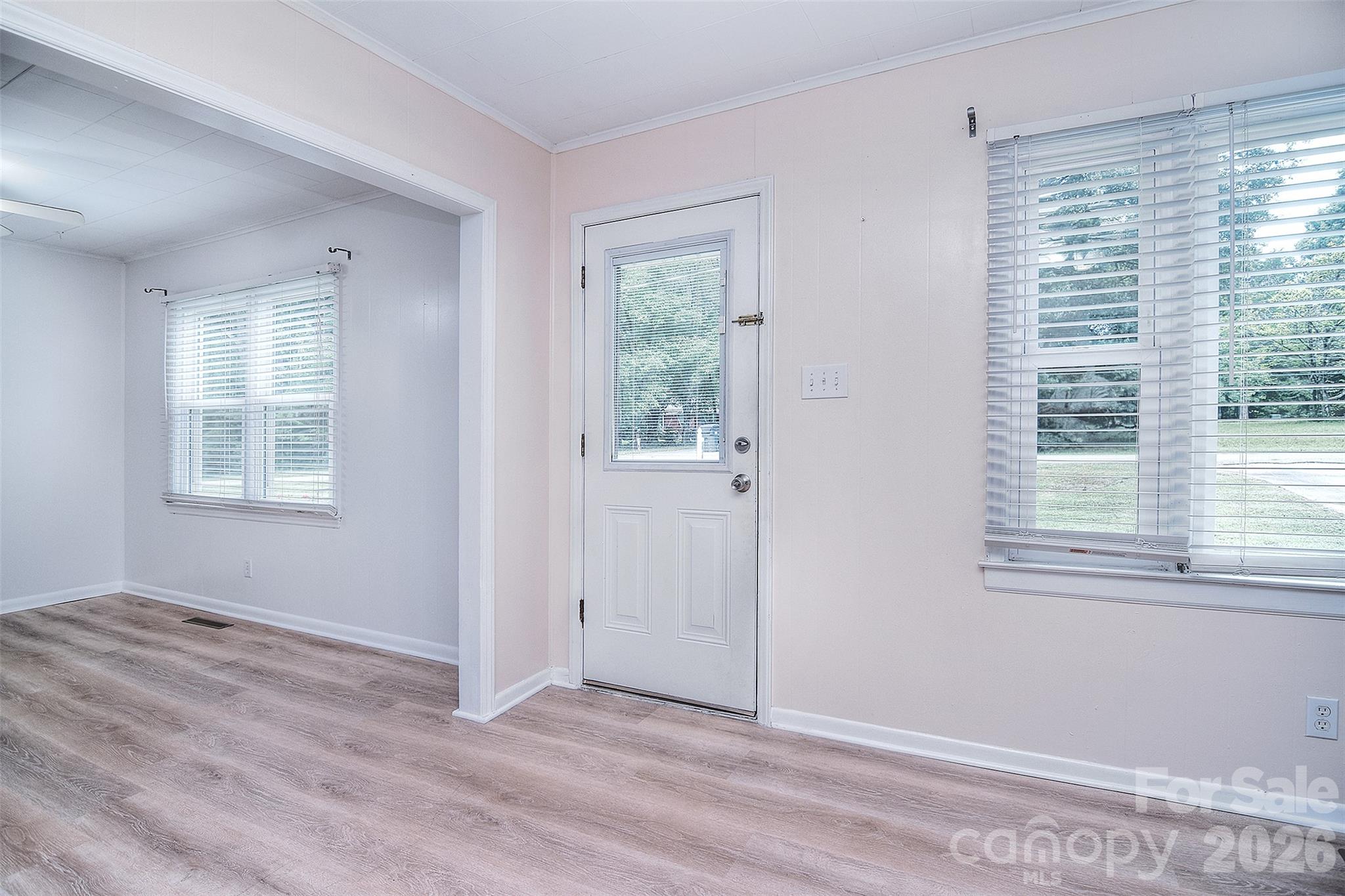 135 Oak Grove Road — Statesville