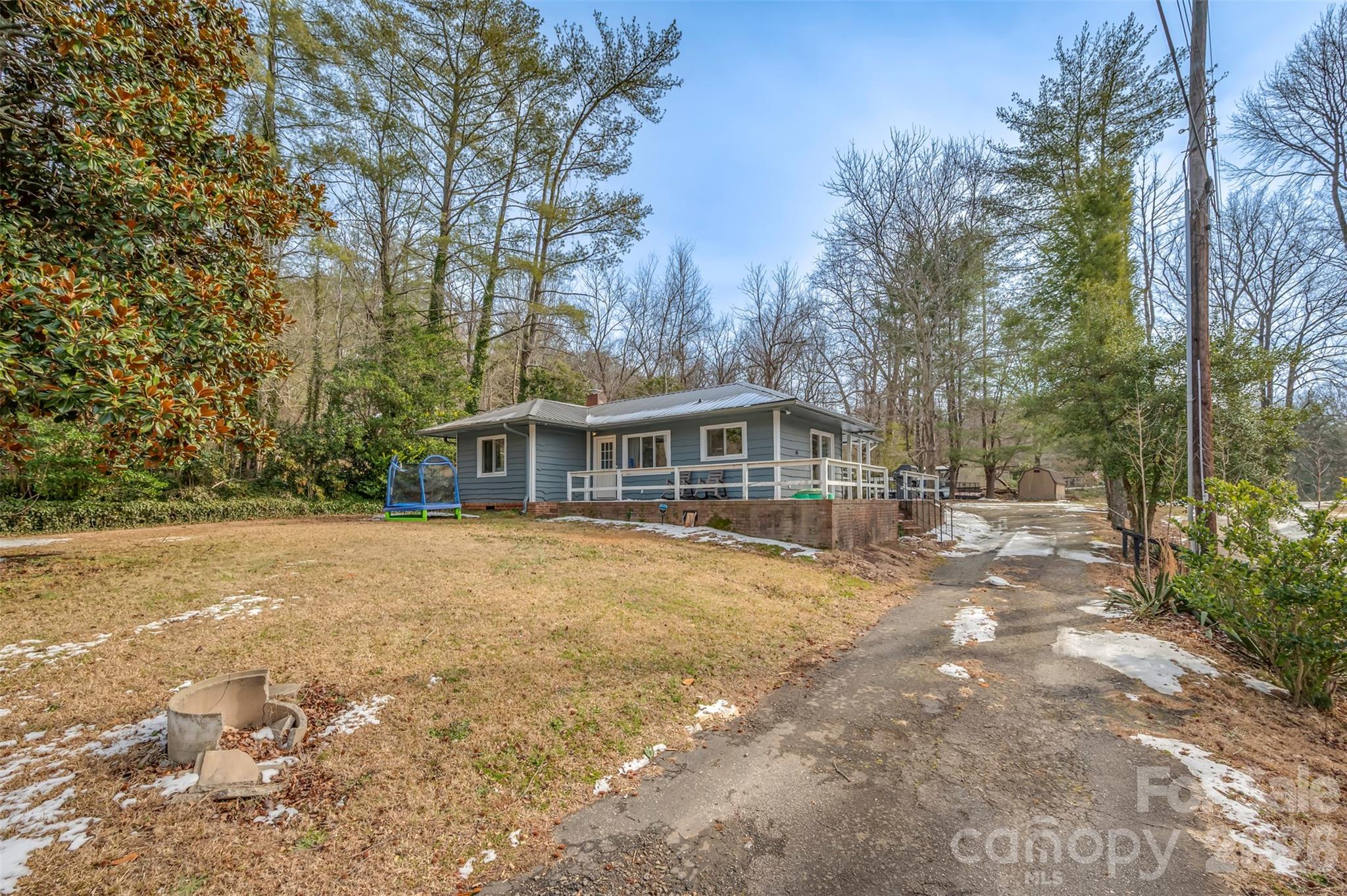 1685 Lynn Road — Columbus