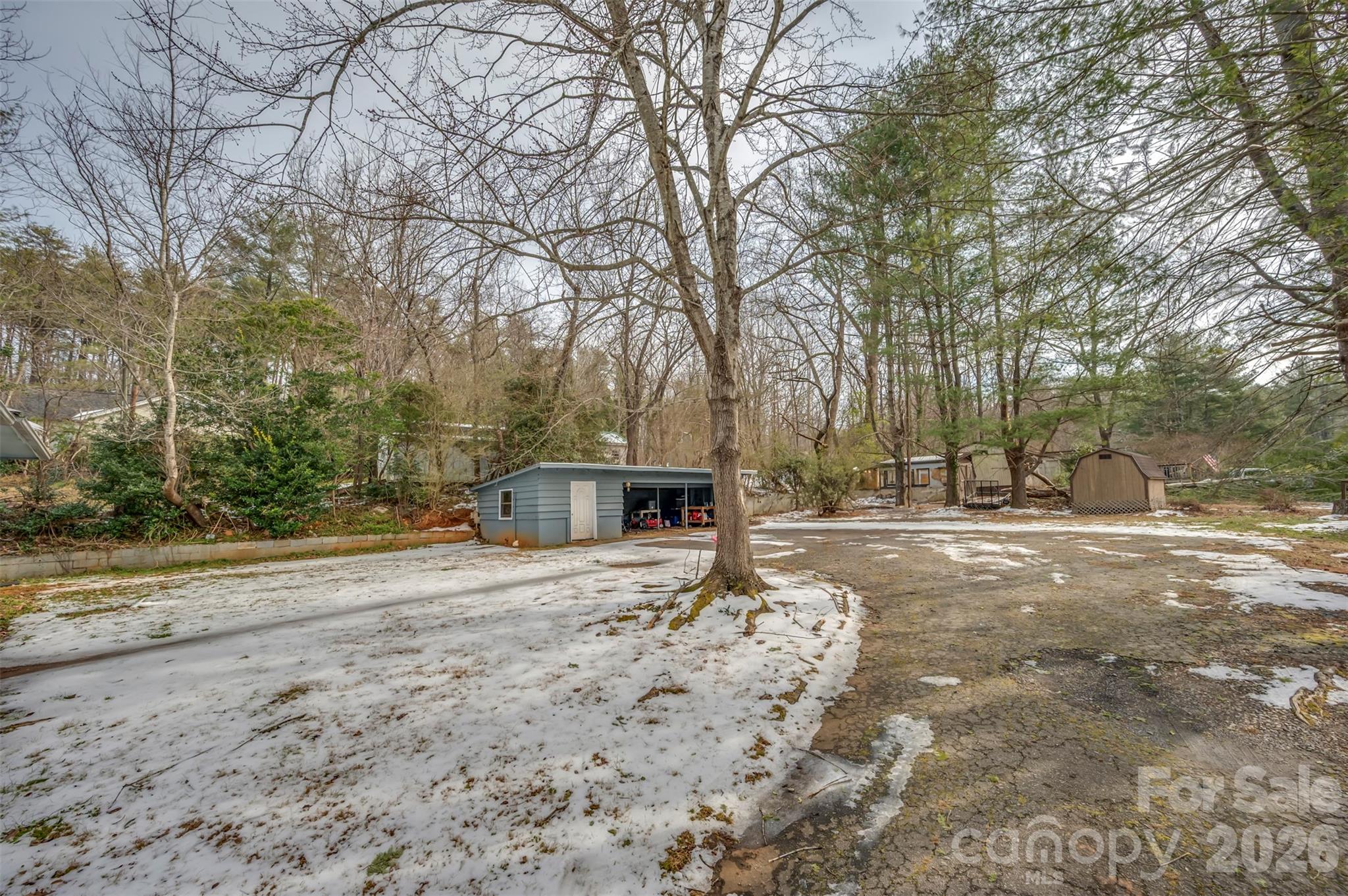 1685 Lynn Road — Columbus