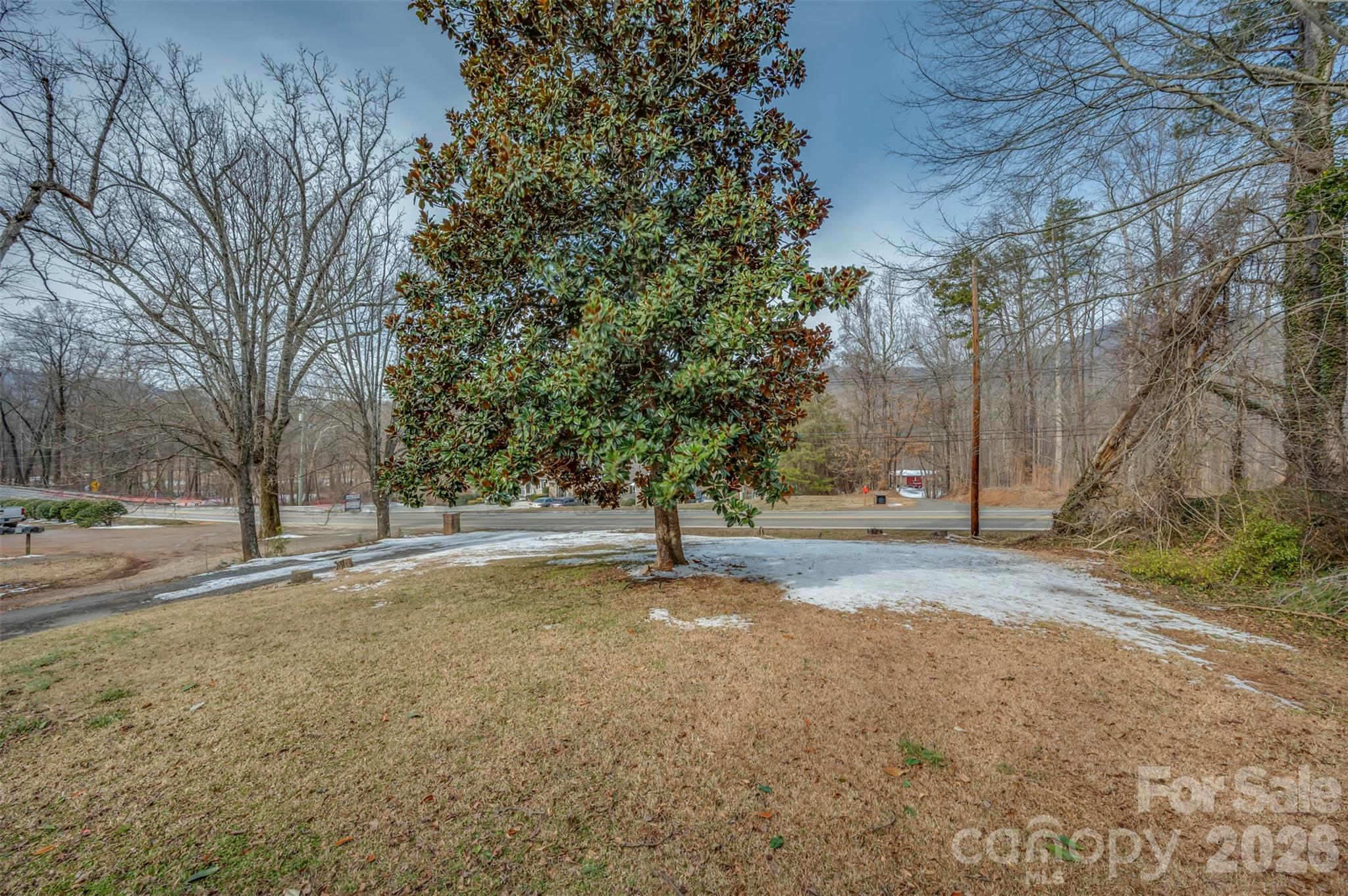 1685 Lynn Road — Columbus