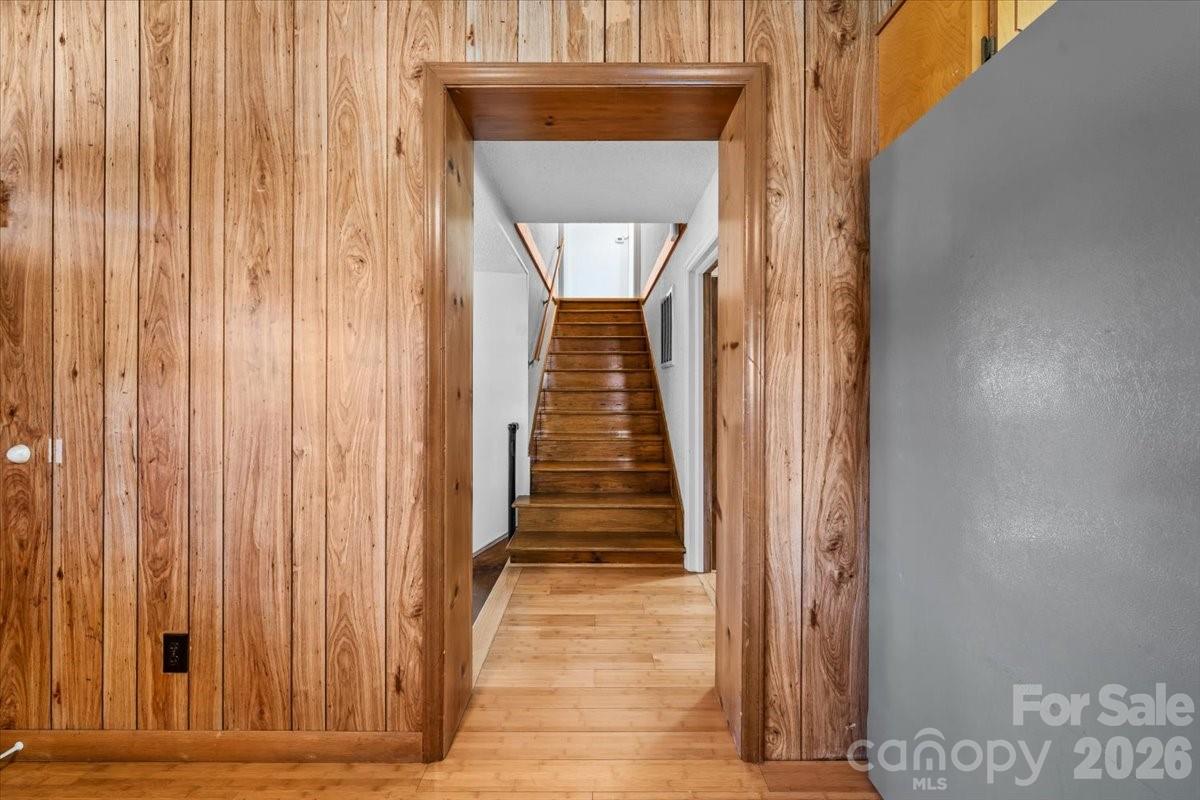 372 Holly Hills Drive — Troy