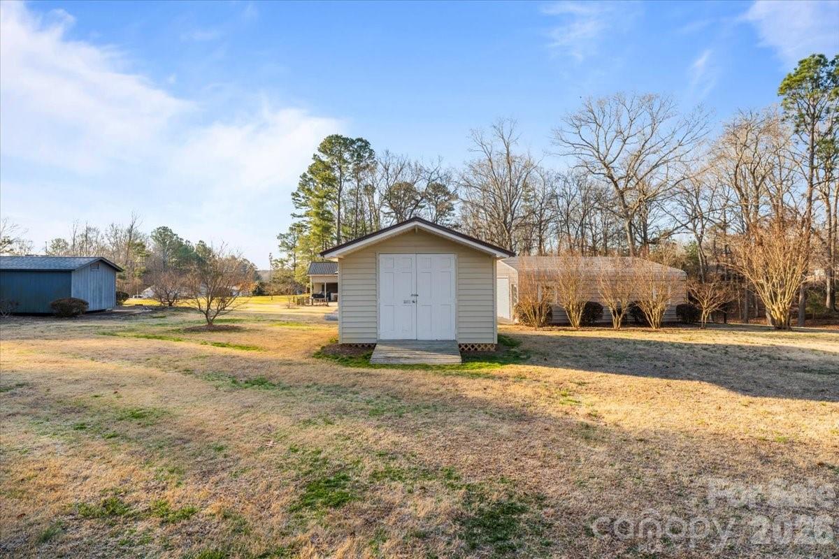 372 Holly Hills Drive — Troy