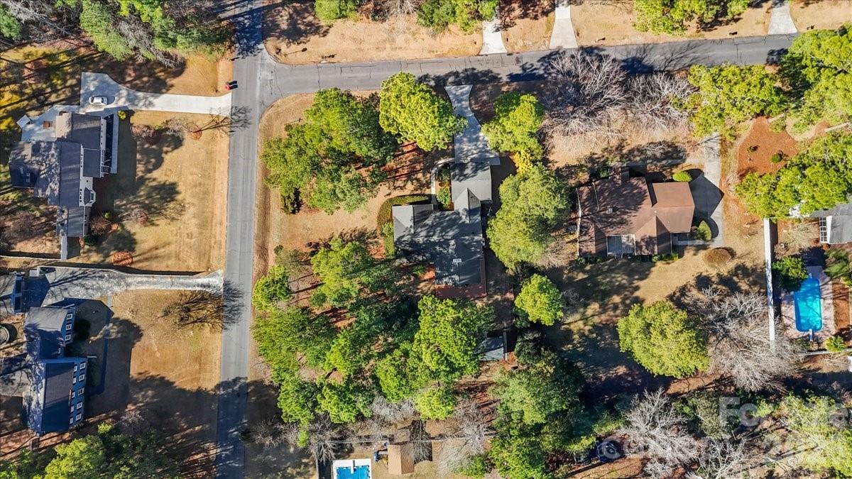 7980 Glasgow Drive — Laurinburg
