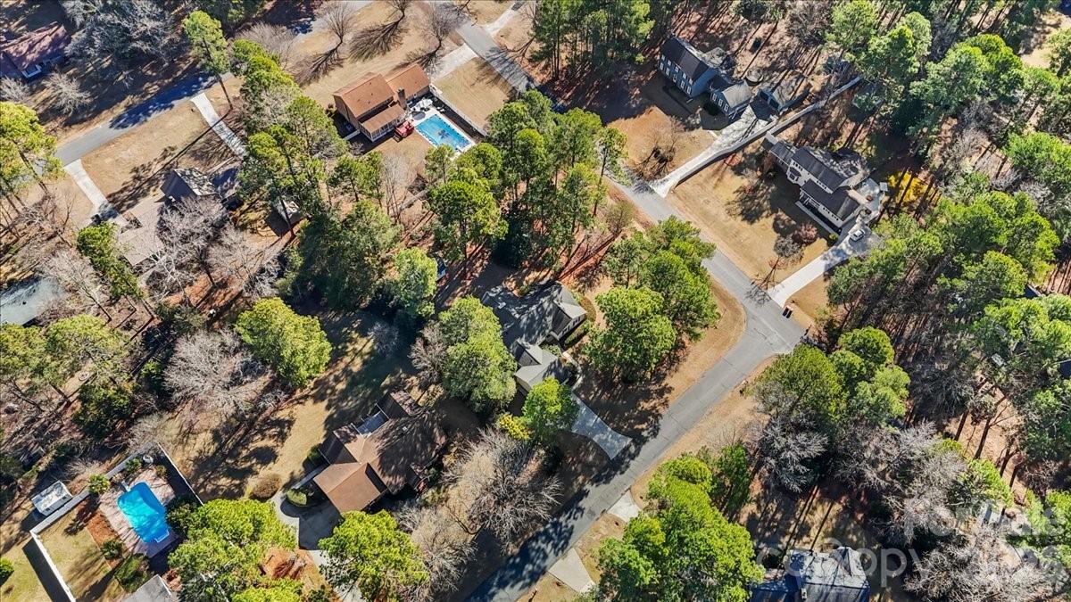 7980 Glasgow Drive — Laurinburg