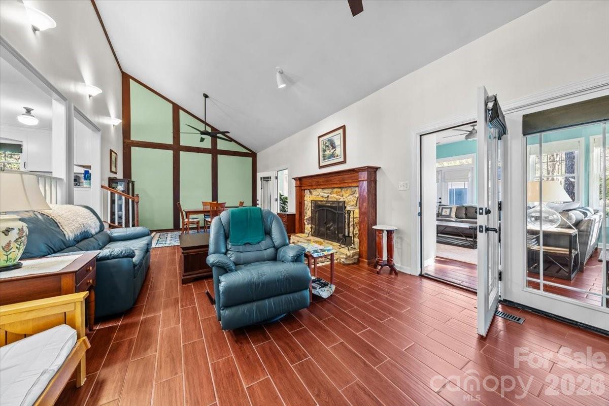 7980 Glasgow Drive — Laurinburg