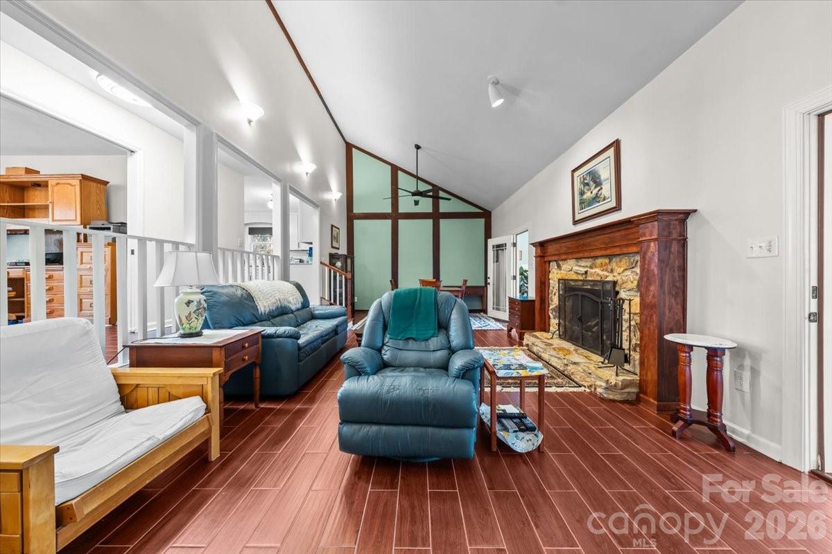 7980 Glasgow Drive — Laurinburg