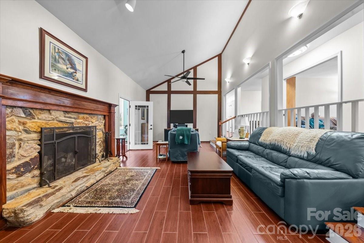 7980 Glasgow Drive — Laurinburg