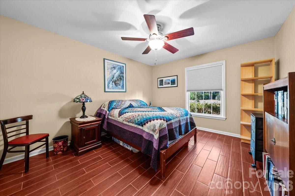 7980 Glasgow Drive — Laurinburg