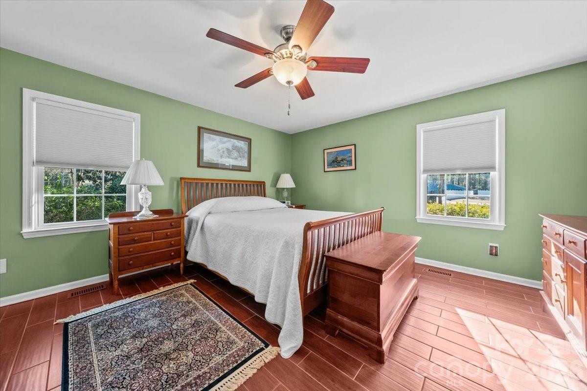 7980 Glasgow Drive — Laurinburg