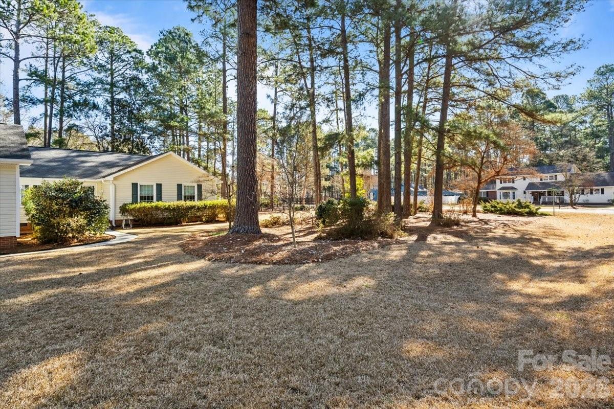 7980 Glasgow Drive — Laurinburg