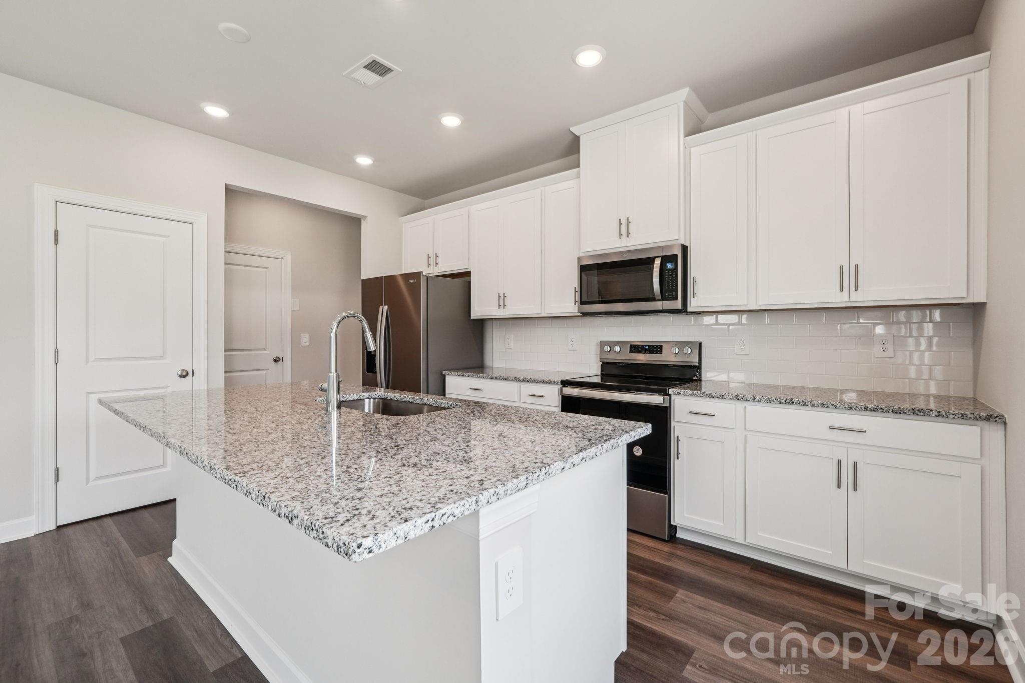 1581 Harper Landing Boulevard — Stanley
