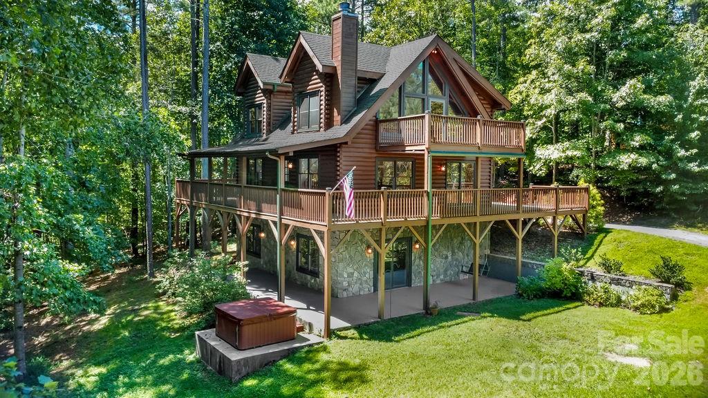 447 Hidden Lake Parkway — Nebo