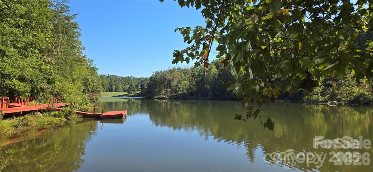 447 Hidden Lake Parkway — Nebo