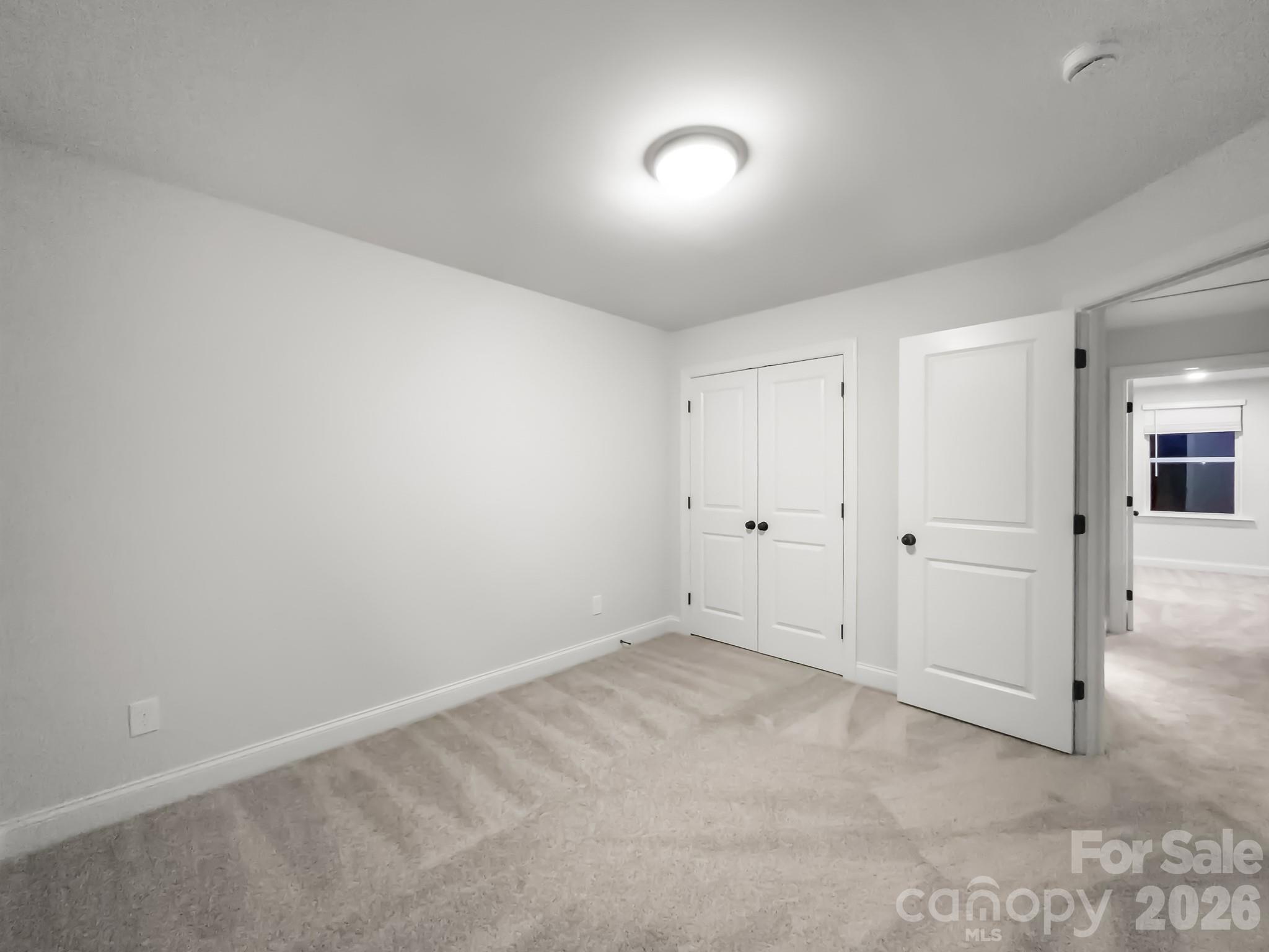1566 7th Avenue Drive — Hickory