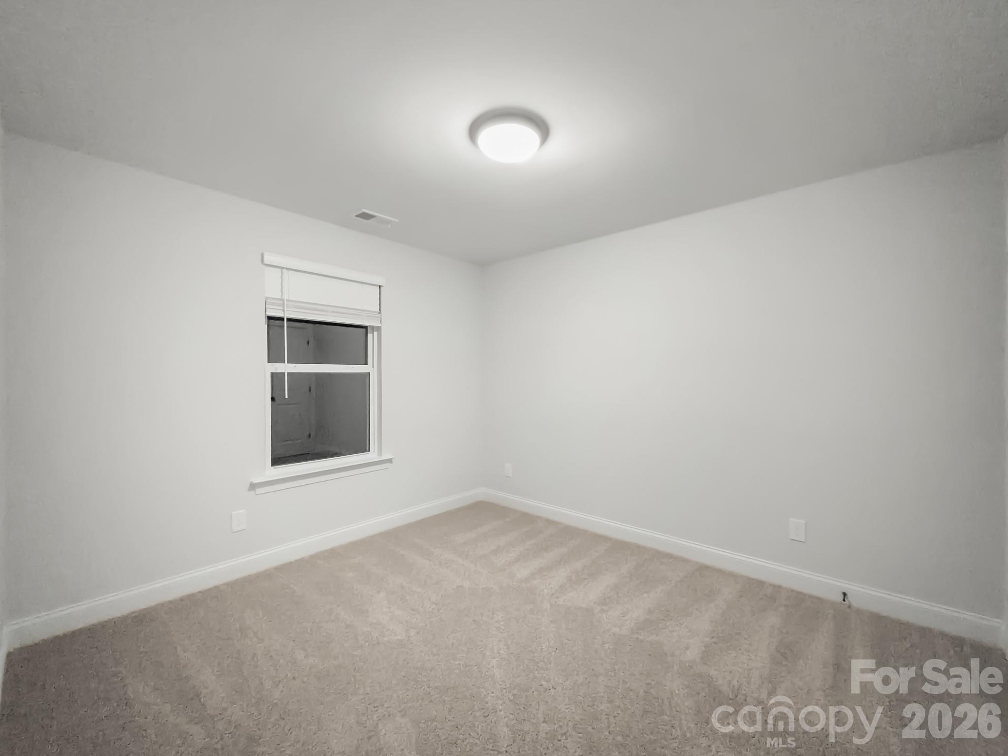 1566 7th Avenue Drive — Hickory