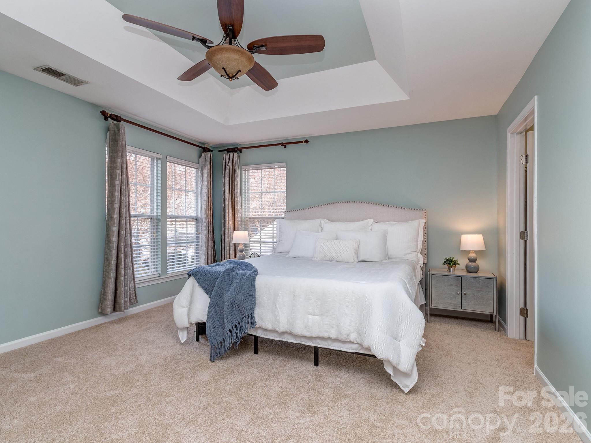 5922 Union Pacific Avenue — Charlotte