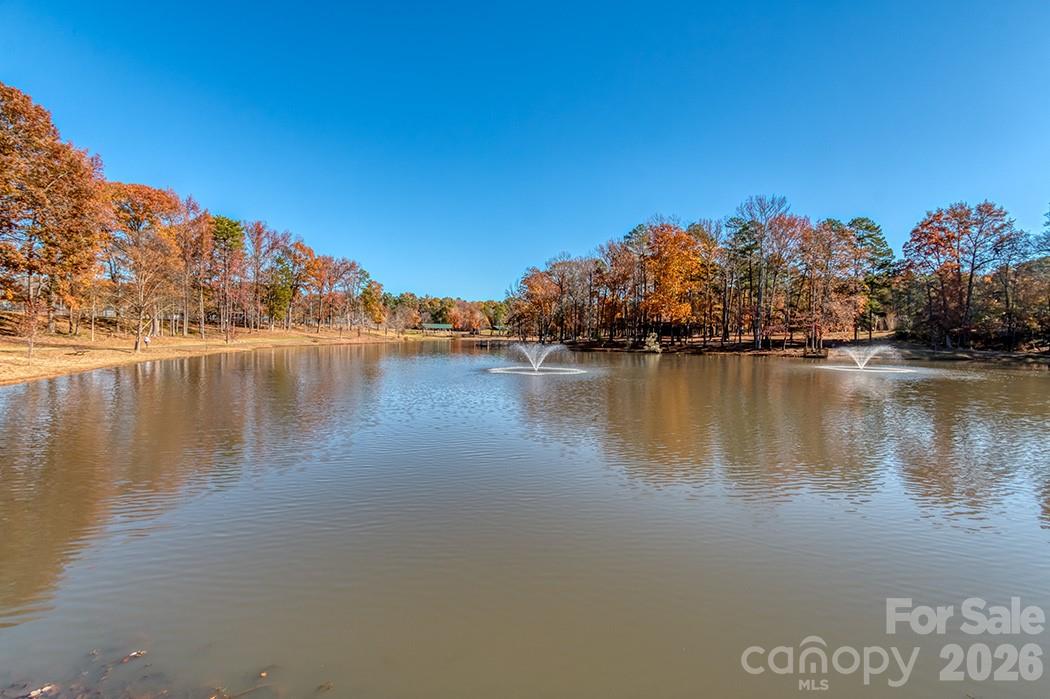 5922 Union Pacific Avenue — Charlotte