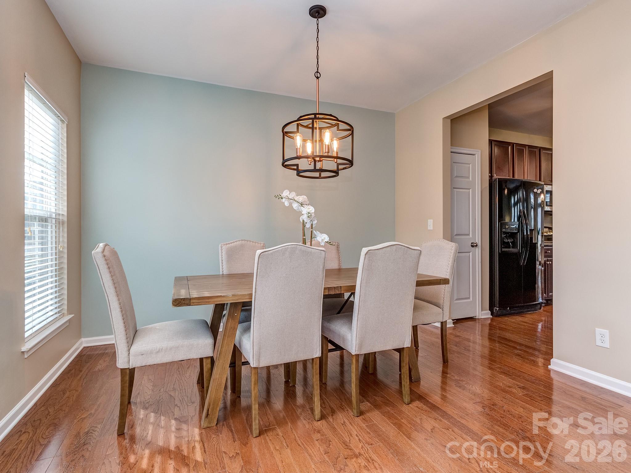 5922 Union Pacific Avenue — Charlotte