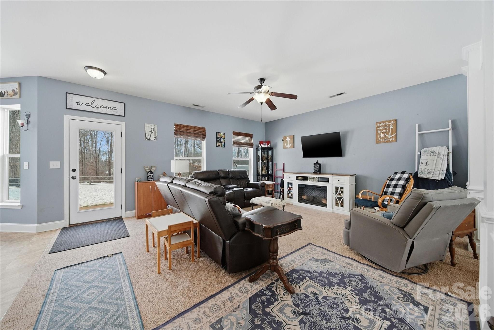 136 Mountain Island Drive — Statesville