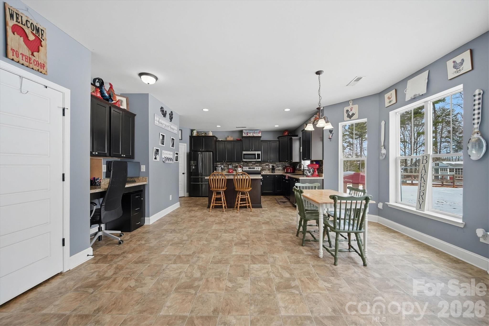 136 Mountain Island Drive — Statesville