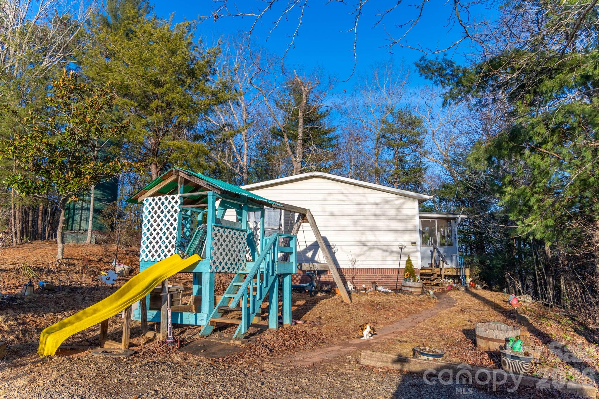 97 Misty Ridge Lane — Leicester