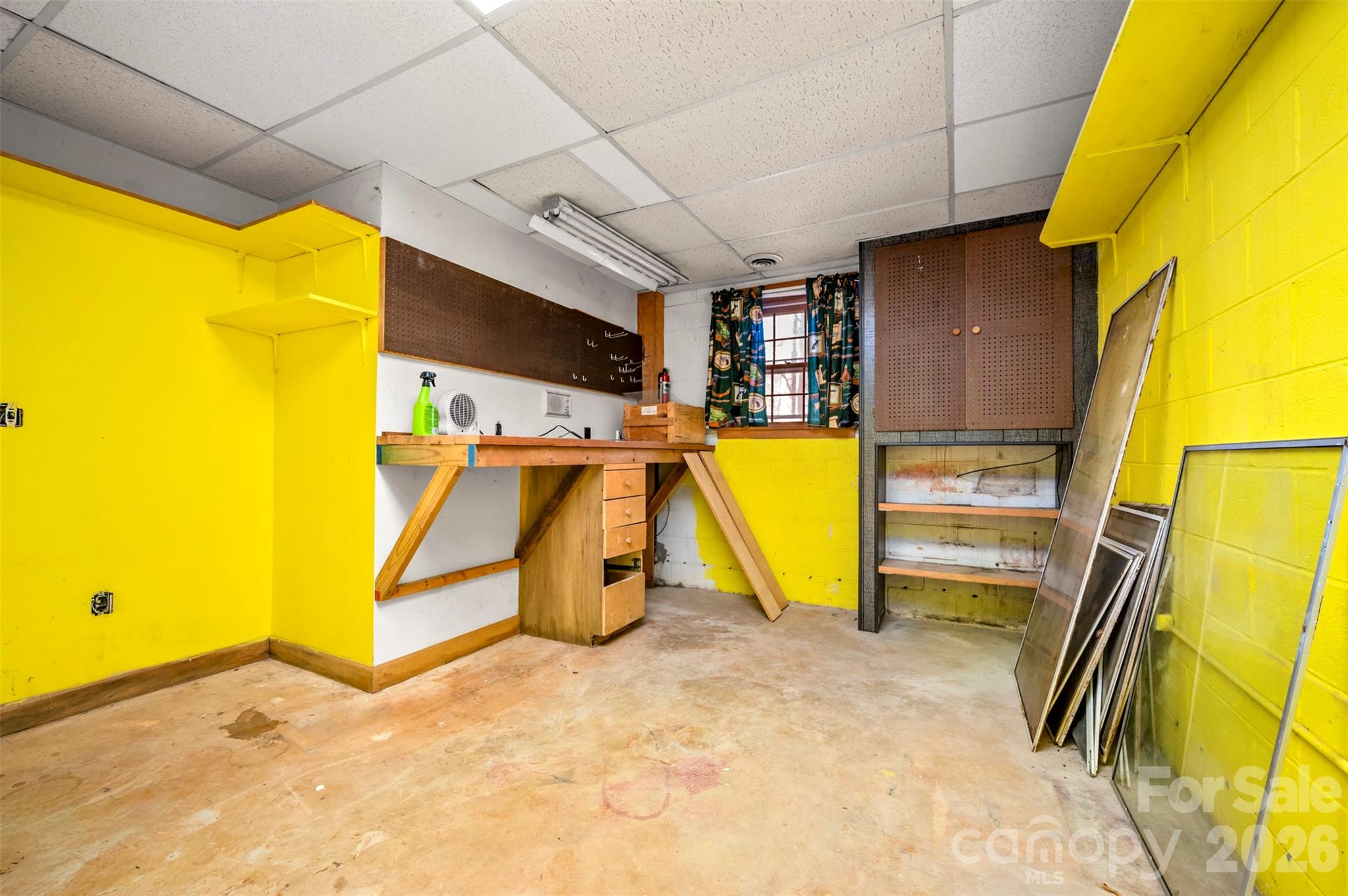 149 Woodbriar Drive — Forest City