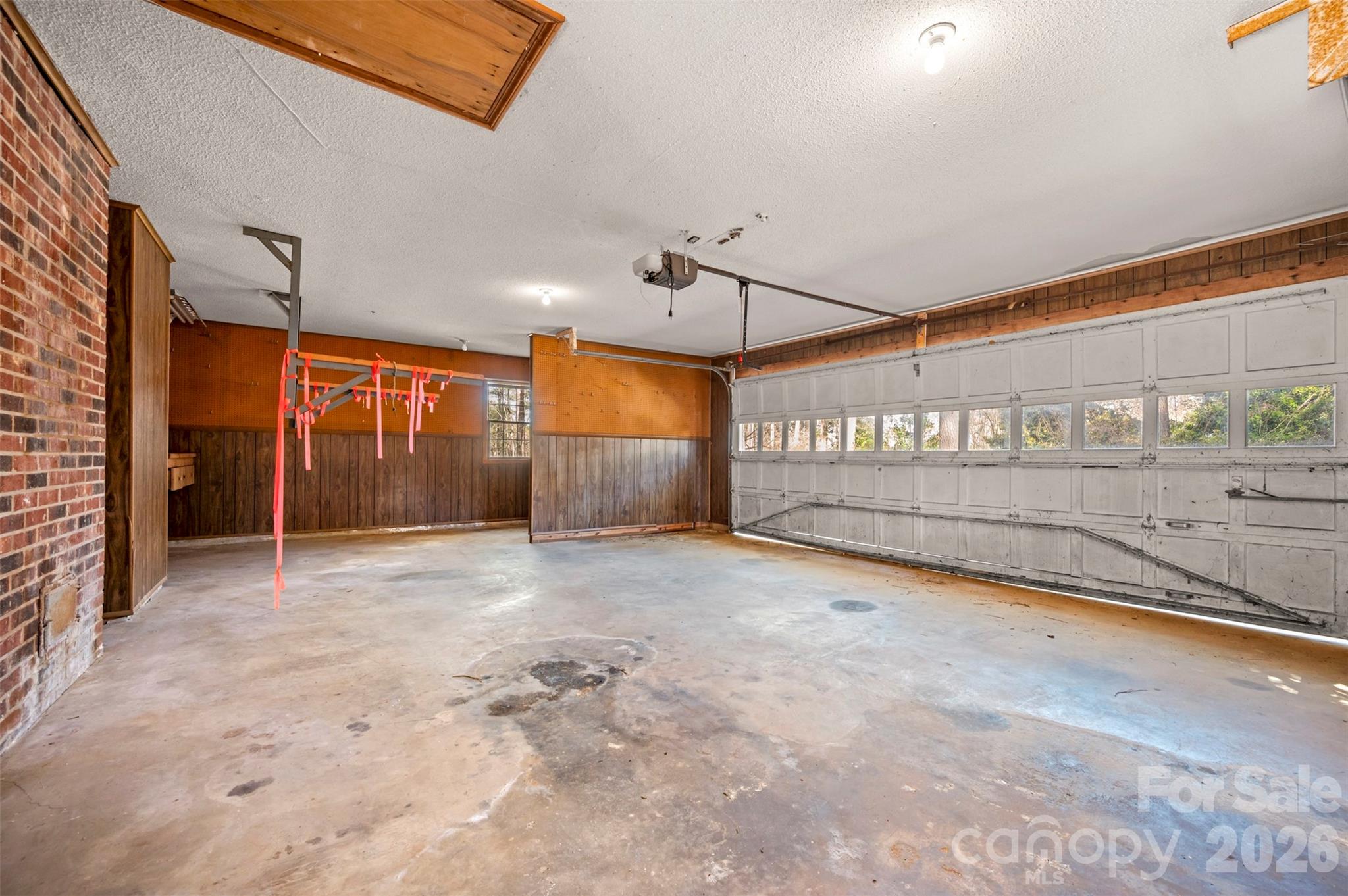 149 Woodbriar Drive — Forest City