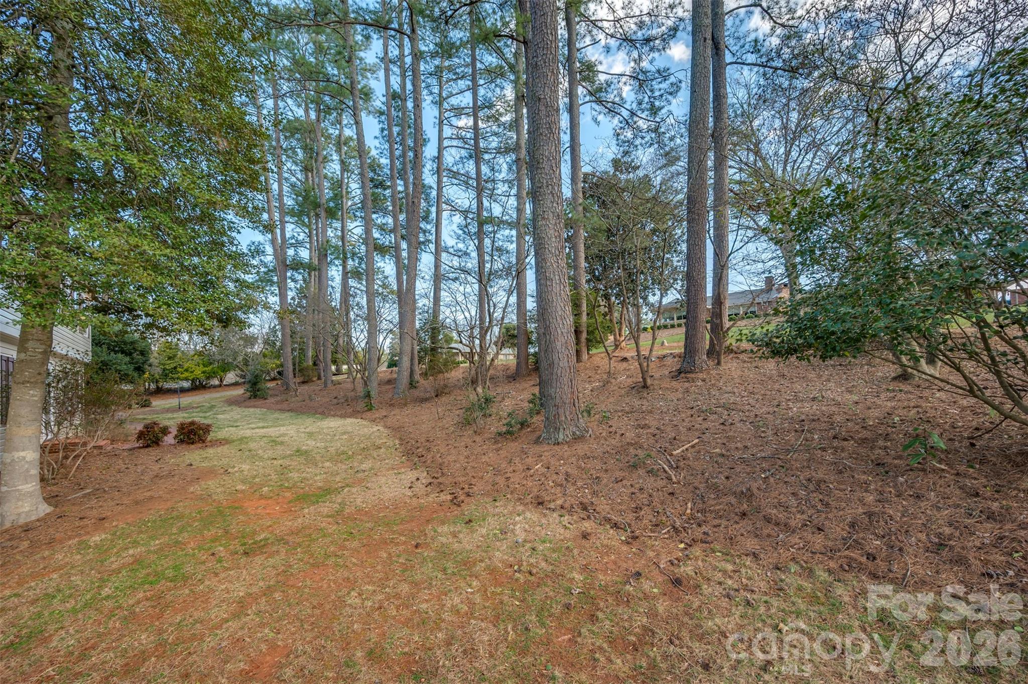 149 Woodbriar Drive — Forest City