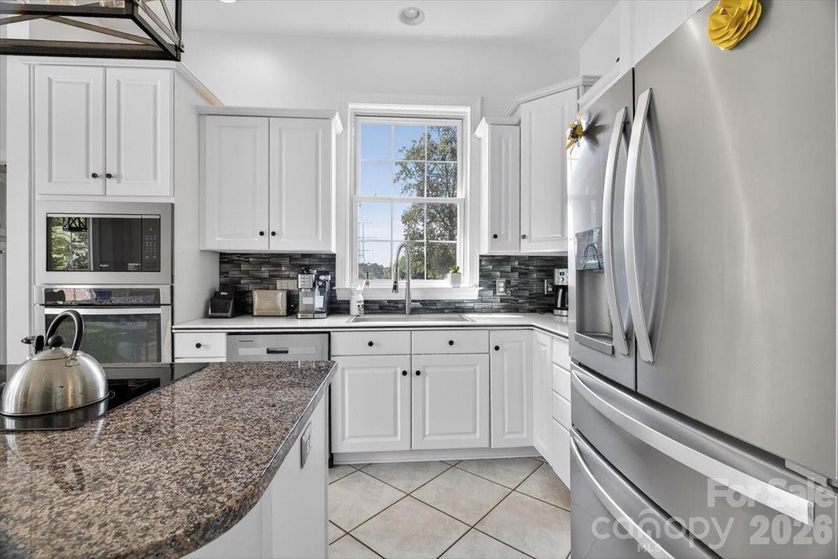 498 Johnson Dairy Road — Mooresville