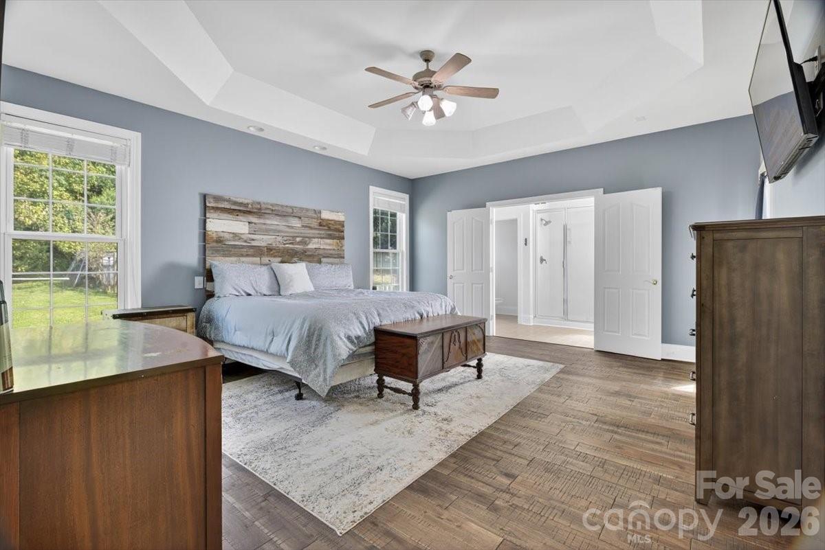 498 Johnson Dairy Road — Mooresville