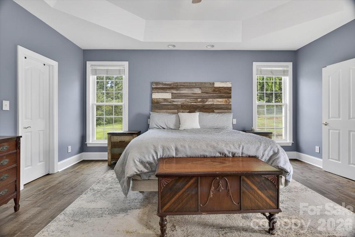 498 Johnson Dairy Road — Mooresville