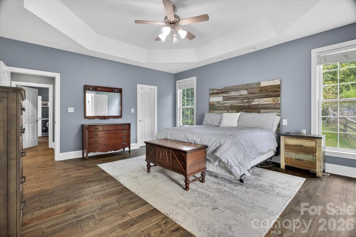 498 Johnson Dairy Road — Mooresville