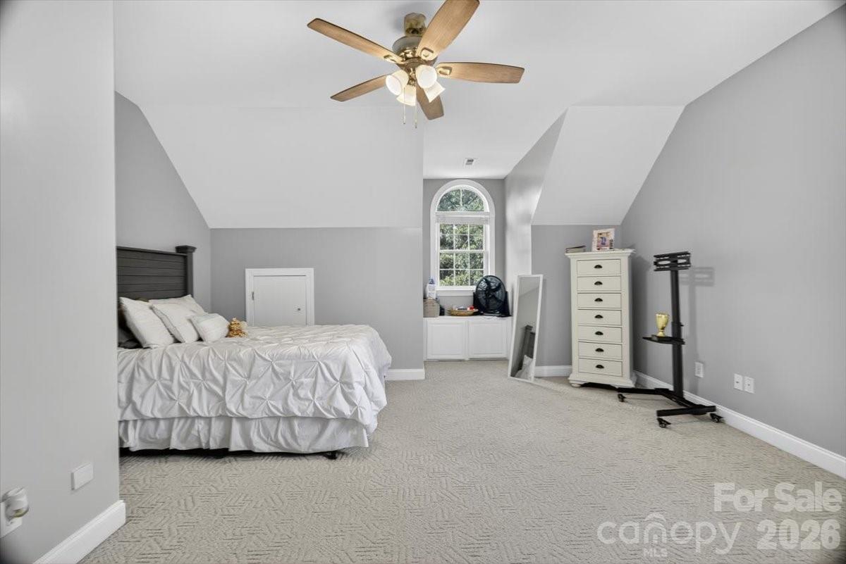 498 Johnson Dairy Road — Mooresville