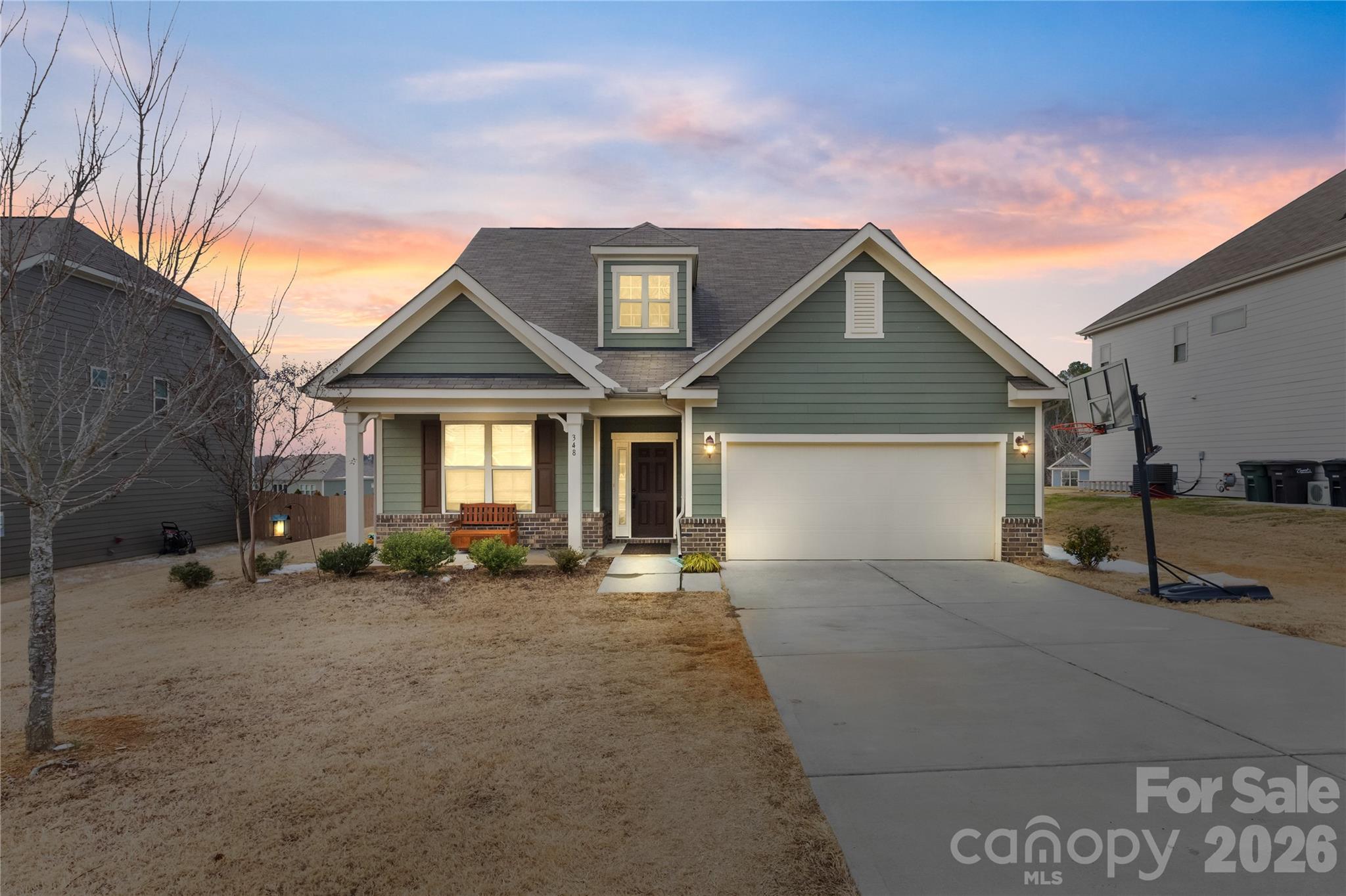 348 Pleasant View Lane SE — Concord