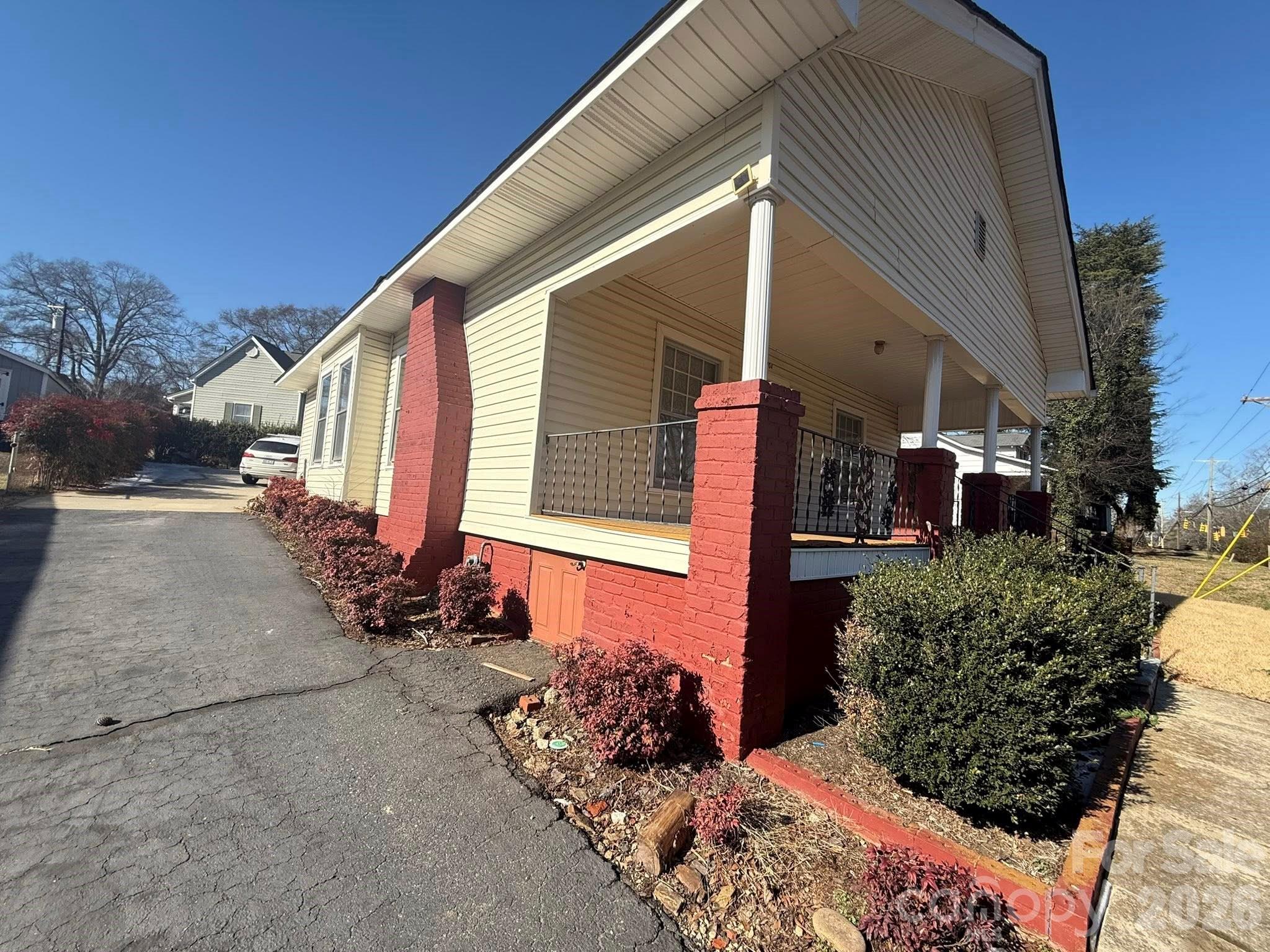 704 Old Charlotte Road SW — Concord