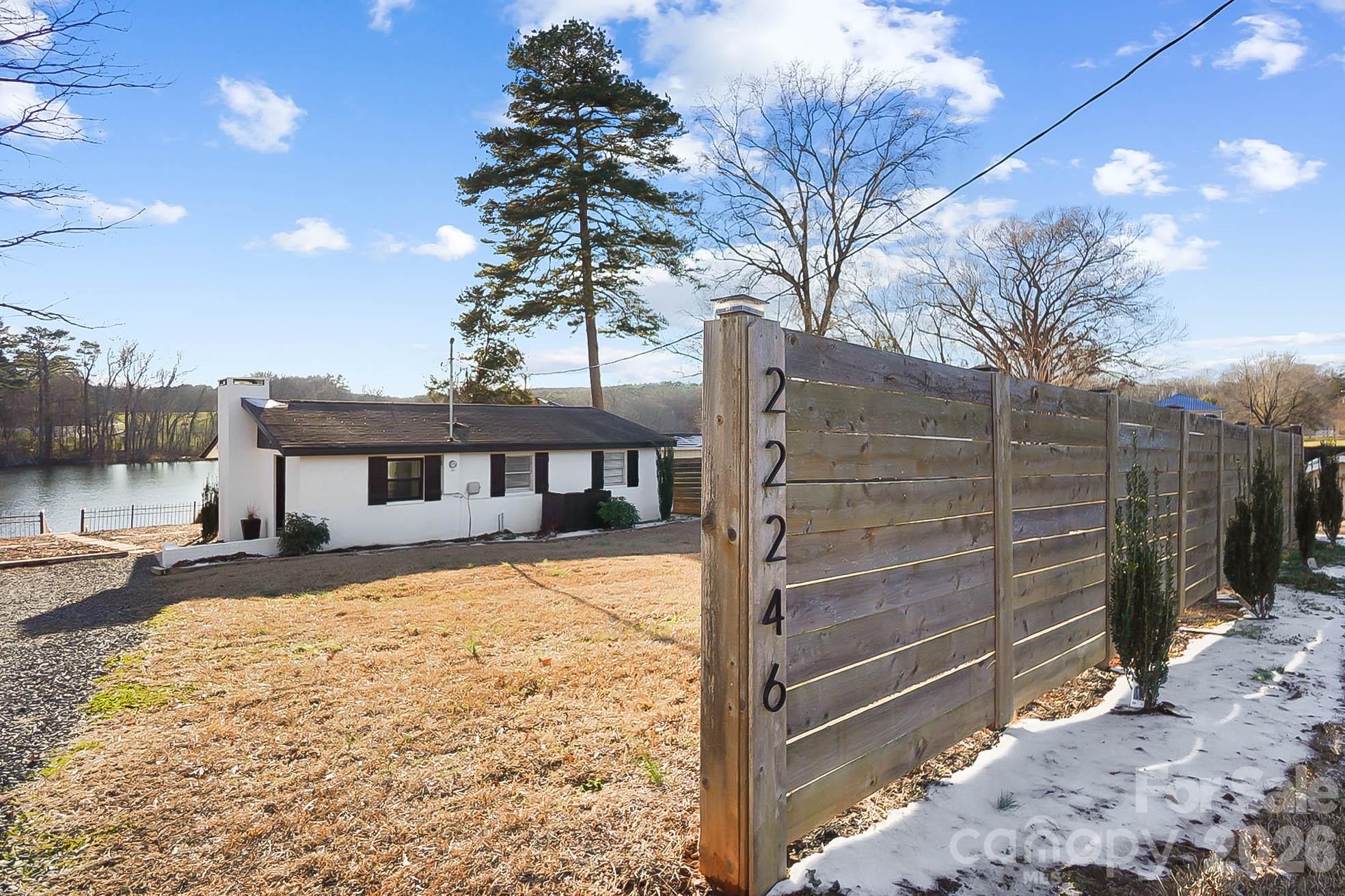 22246 Oakwood Road — Albemarle