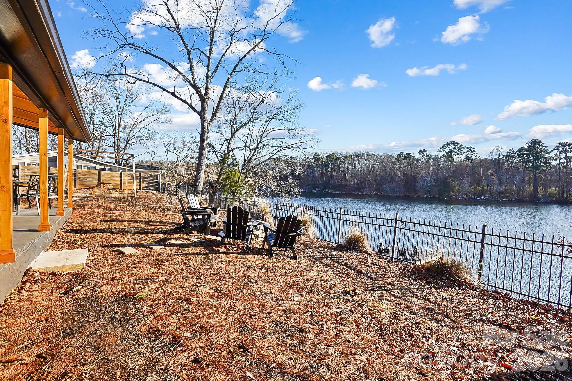 22246 Oakwood Road — Albemarle