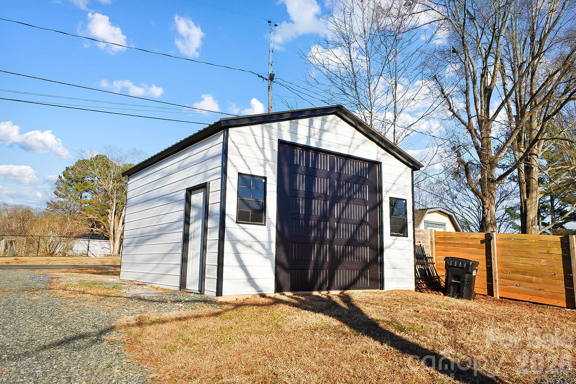 22246 Oakwood Road — Albemarle