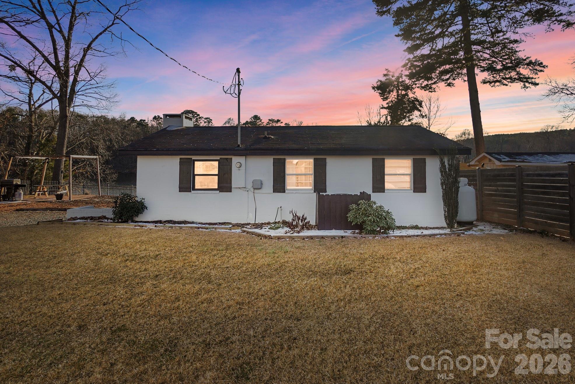 22246 Oakwood Road — Albemarle