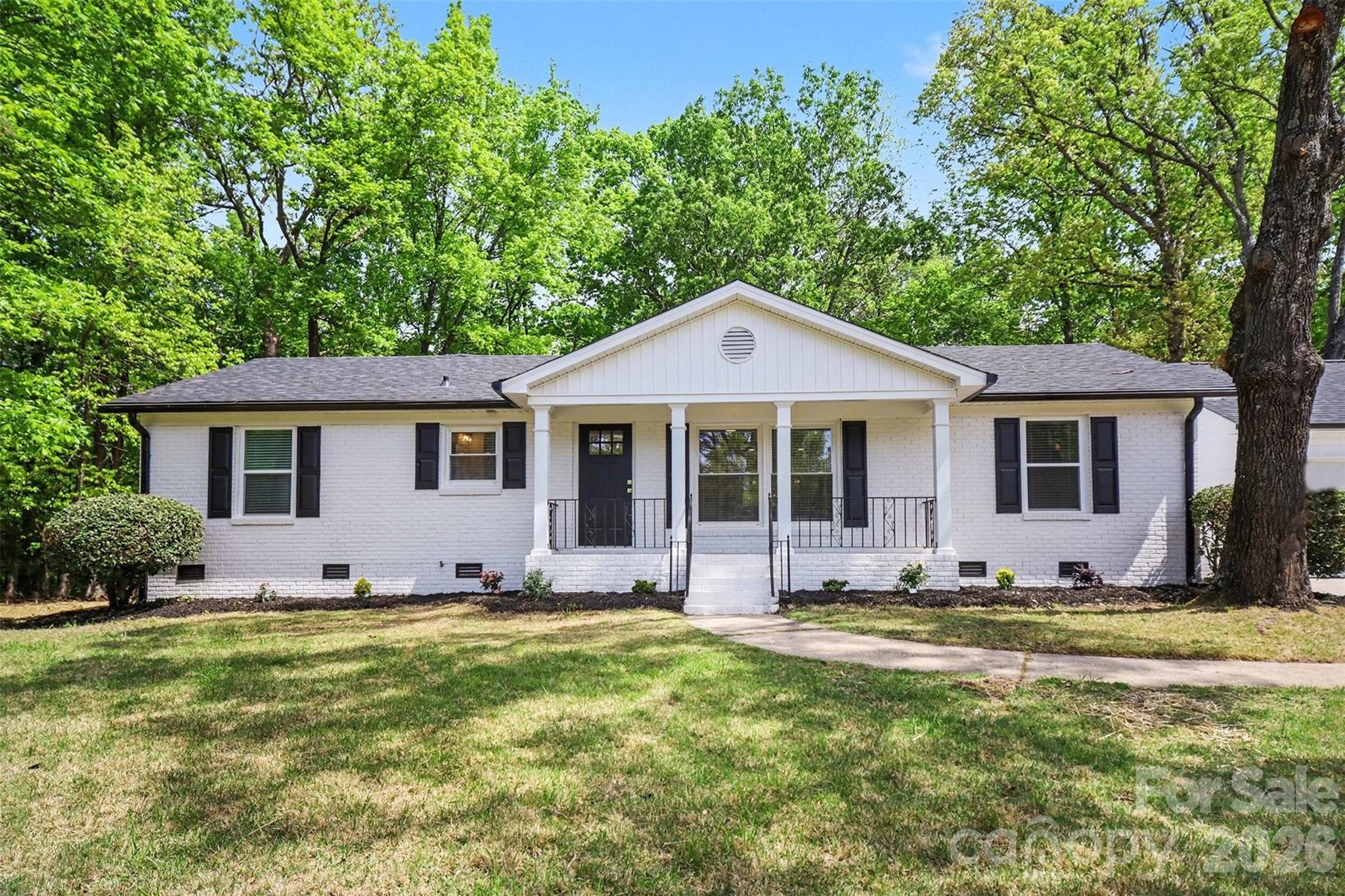 11630 Trails End Lane — Huntersville