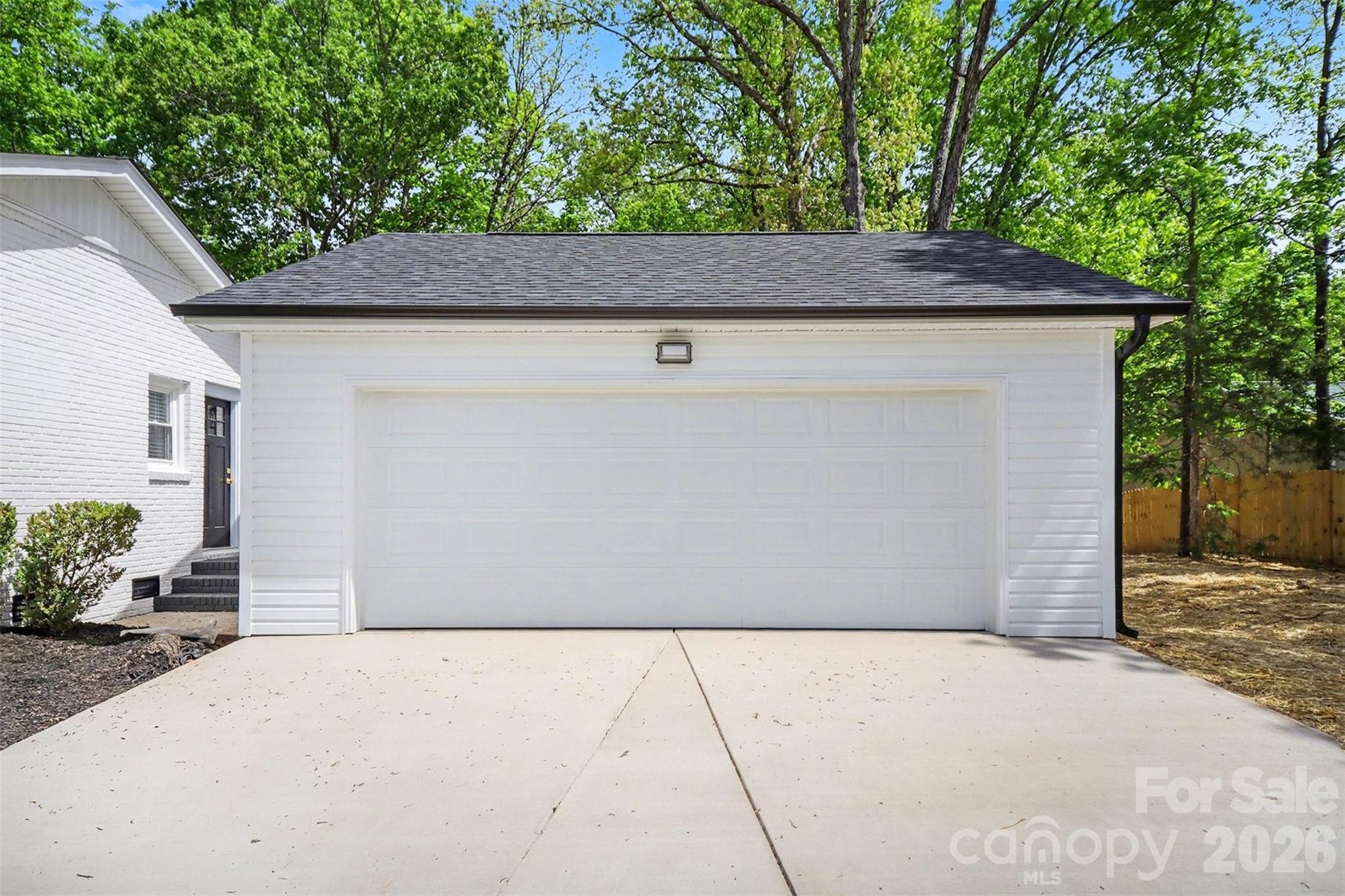 11630 Trails End Lane — Huntersville