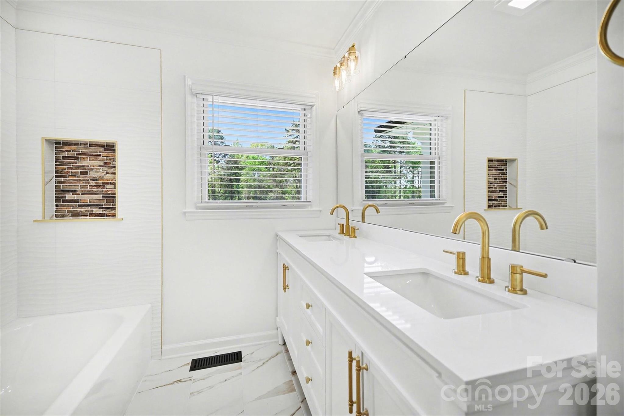 11630 Trails End Lane — Huntersville