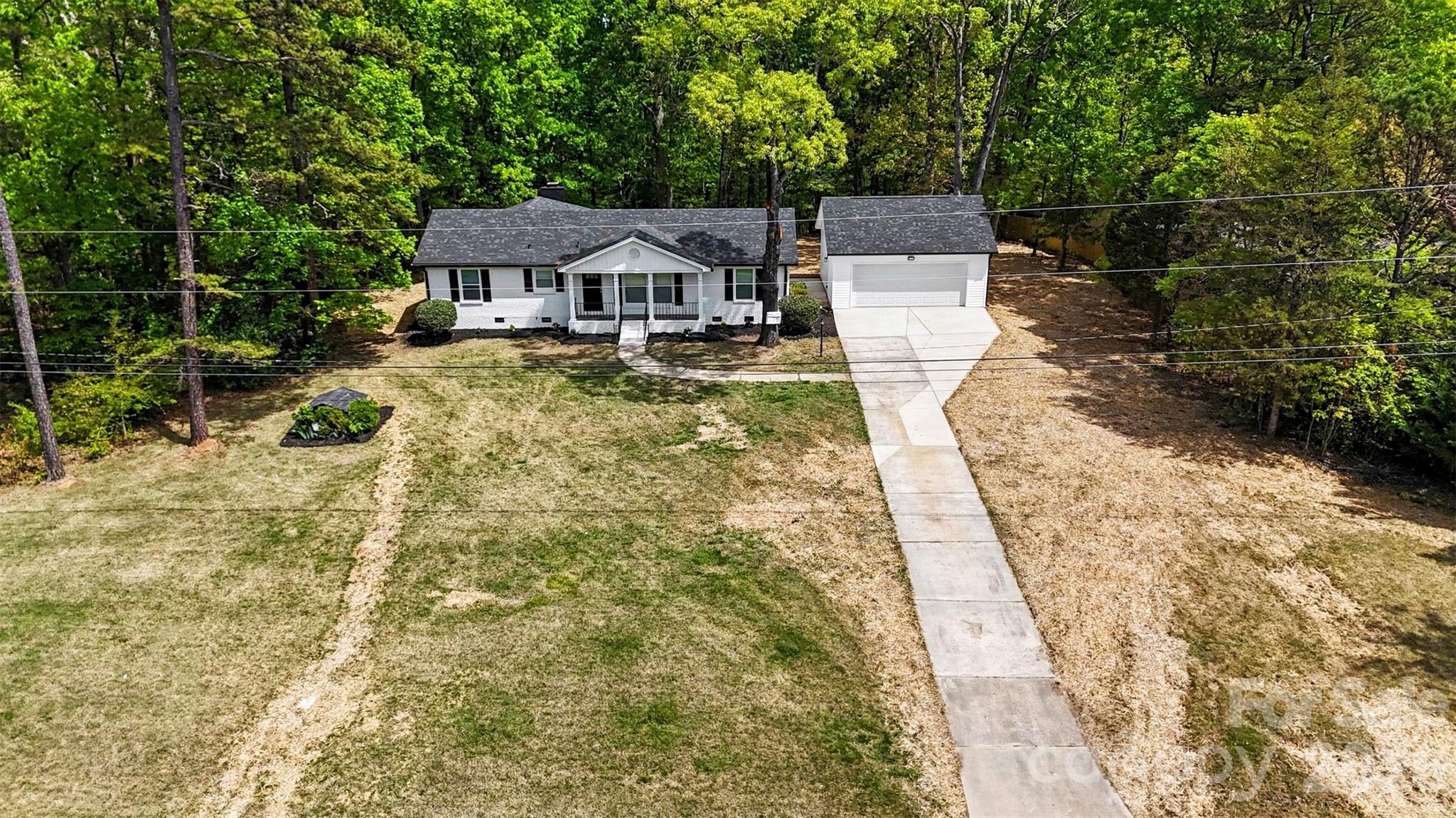 11630 Trails End Lane — Huntersville