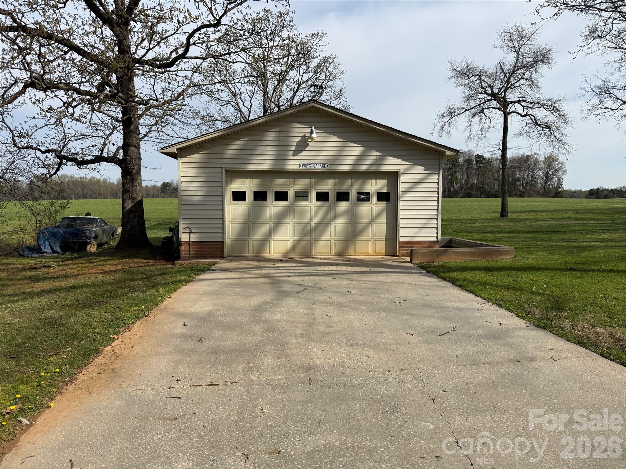 175 Briarfield Drive — Mooresville