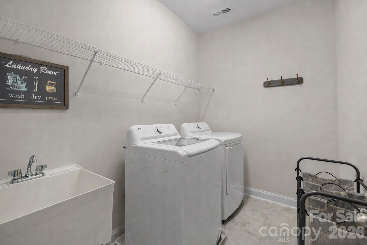 234 Boxelder Road — Clover