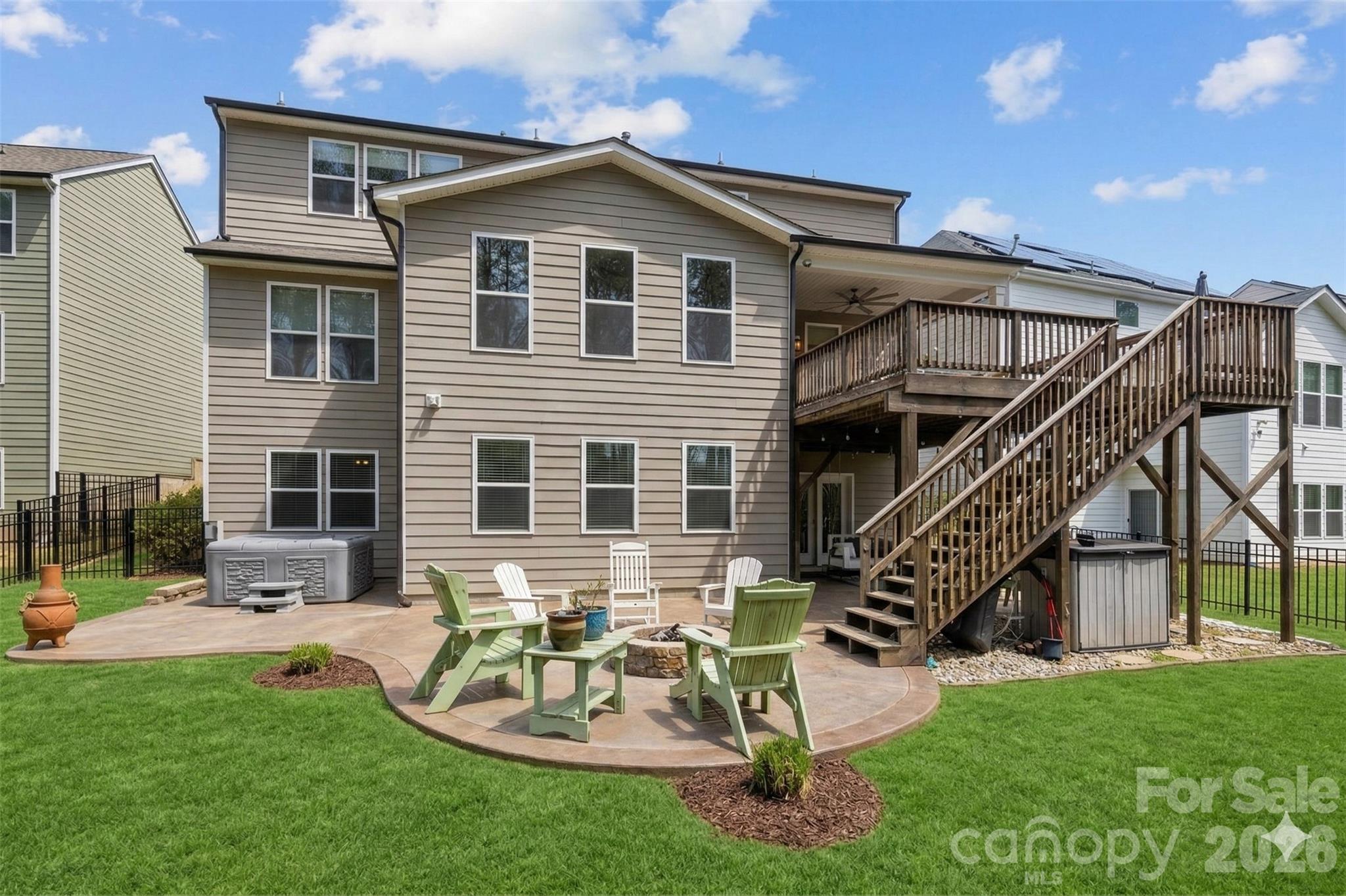 234 Boxelder Road — Clover